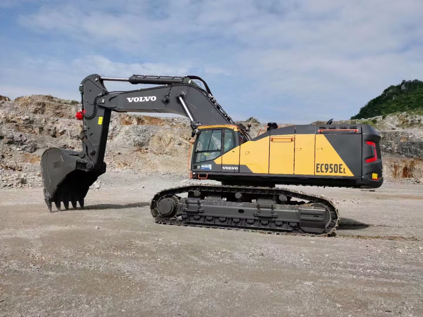 New Volvo EC950EL Excavator for Sale rear side view