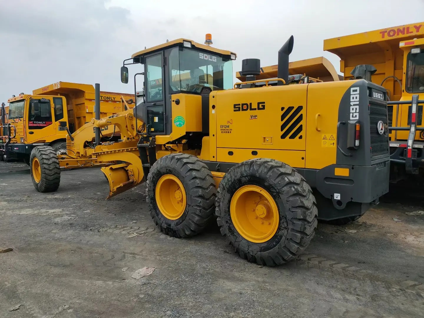 USED SDLG G9180H