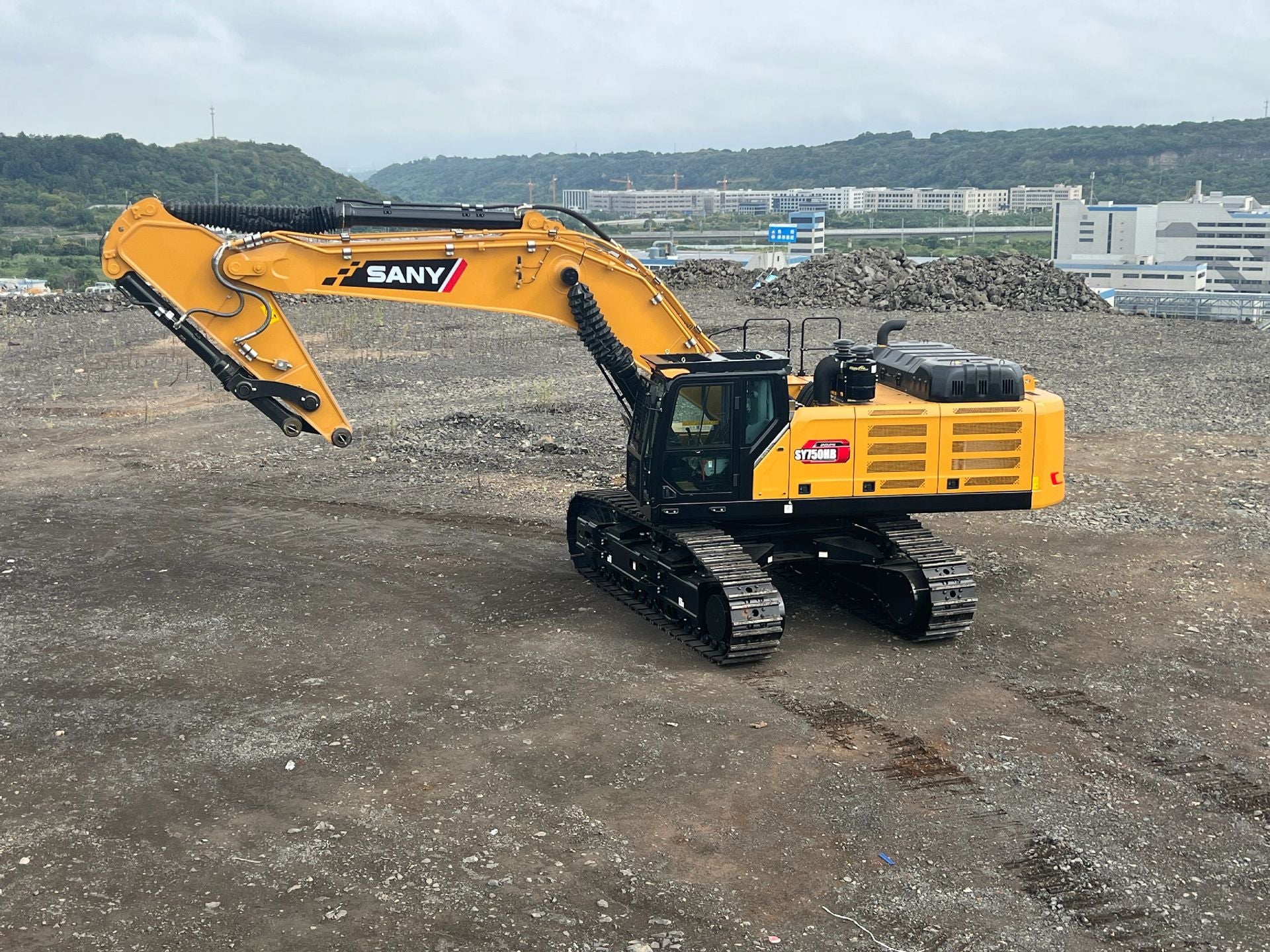 New Sany SY750HB-S Excavator for Sale detail view