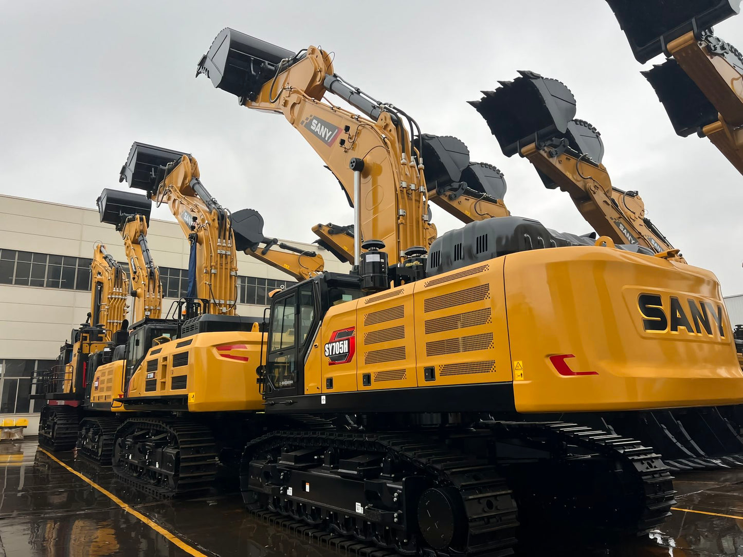 New Sany SY705H-S Excavator for Sale detail view