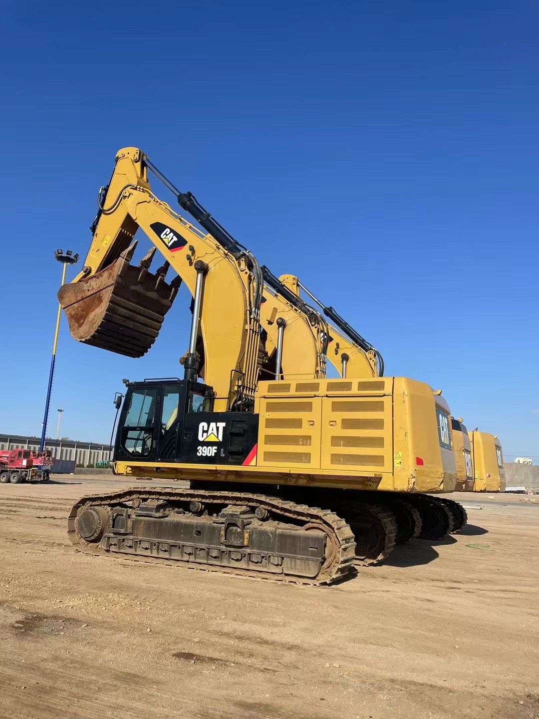 Used Caterpillar 390FL Excavator for Sale detail view