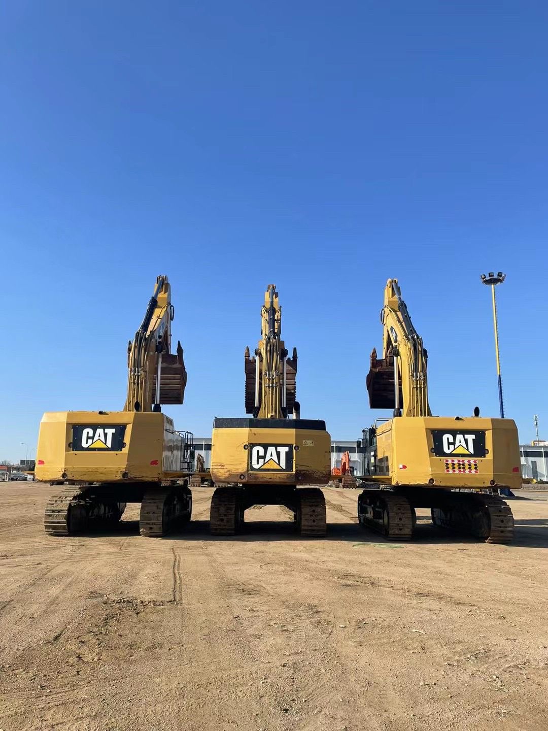 Used Caterpillar 390FL Excavator for Sale detail view