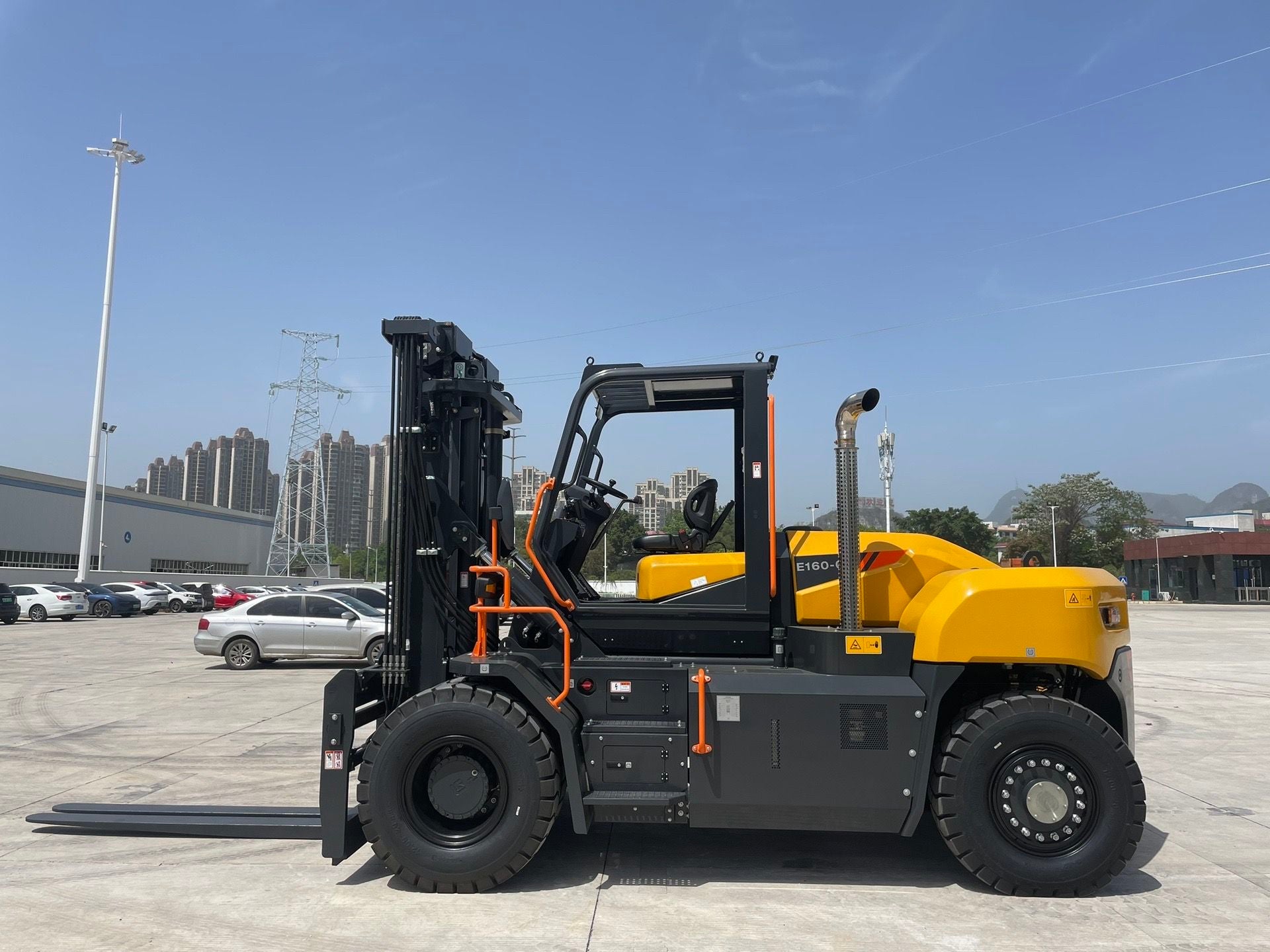 New Liugong CPCD160/180E Forklift for Sale detail view