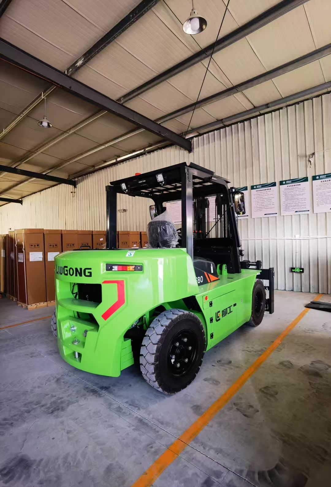 New Liugong CPD60/70/80-EH Forklift for Sale rear side view
