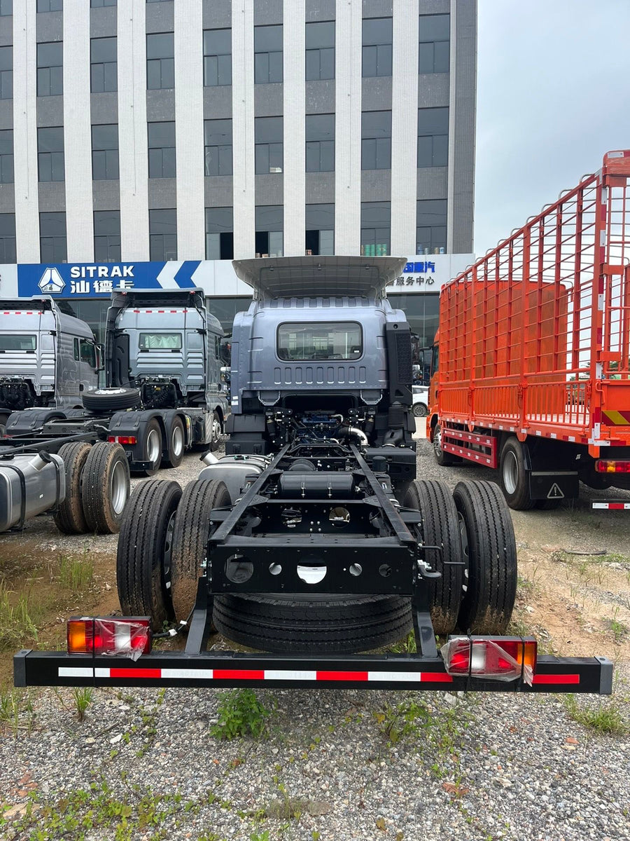 New Howo G5X SERIES CHASSIS Commercial Truck for Sale | Howo G5X SERIES CHASSIS Price detail photo 2