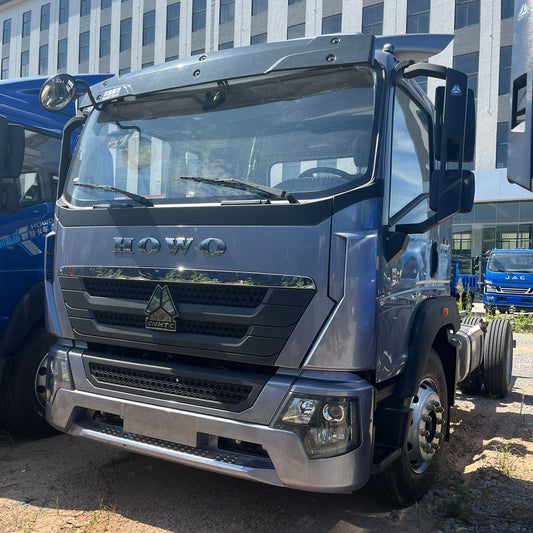 New Howo G5X SERIES CHASSIS Truck Chassis for Sale side view