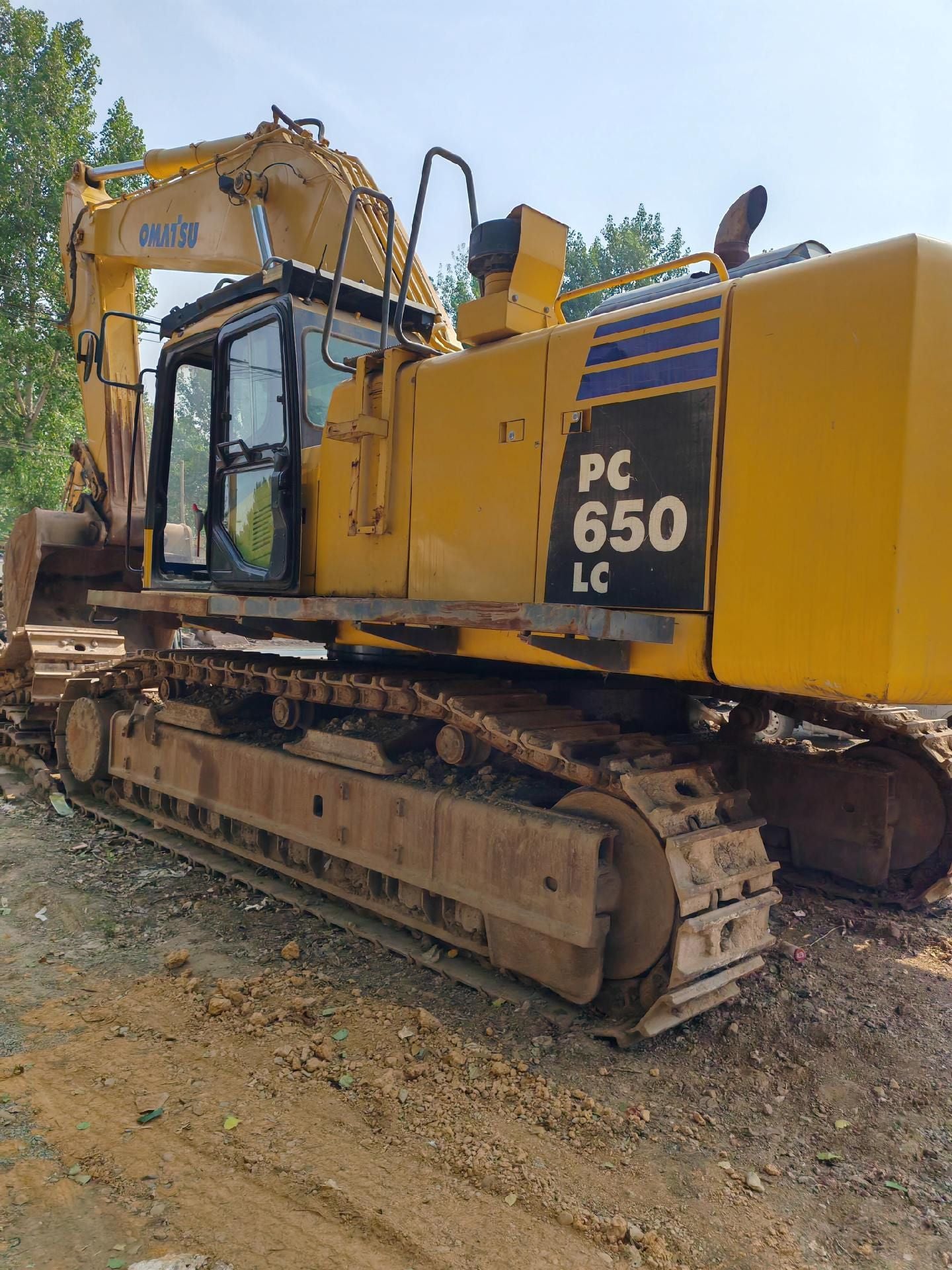 Used Komatsu PC650 Excavator for Sale front view