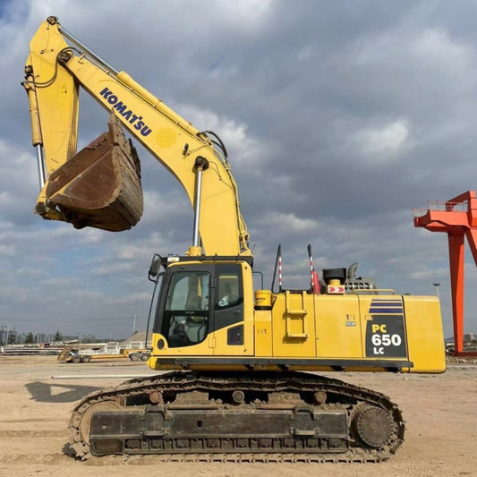 Used Komatsu PC650 Excavator for Sale side view