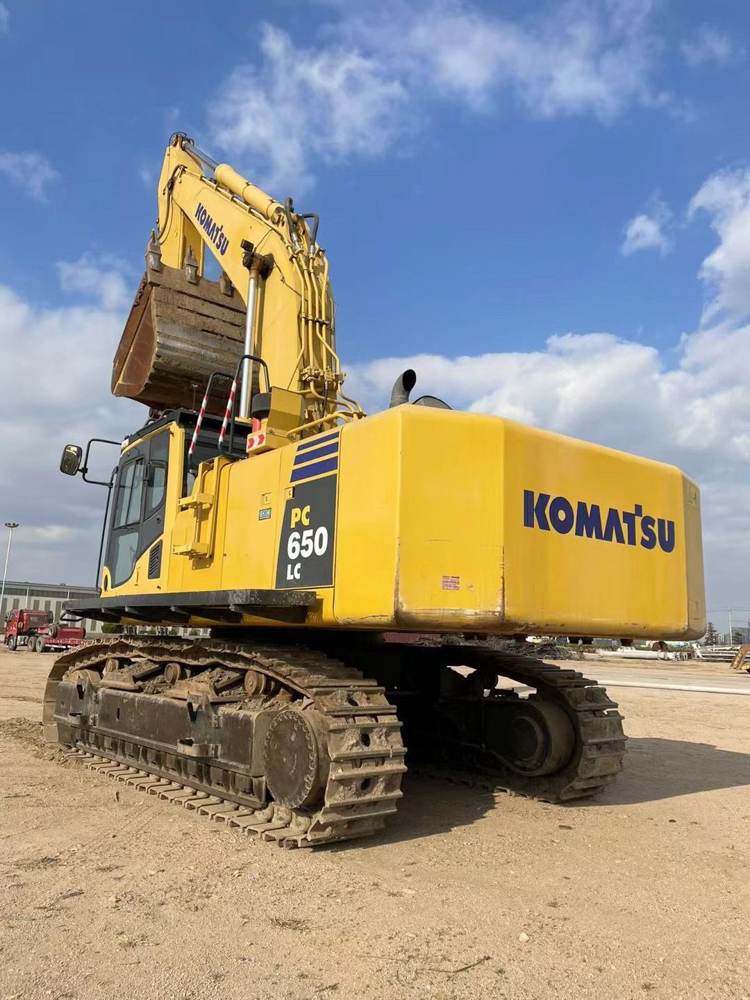 Used Komatsu PC650 Excavator for Sale detail view
