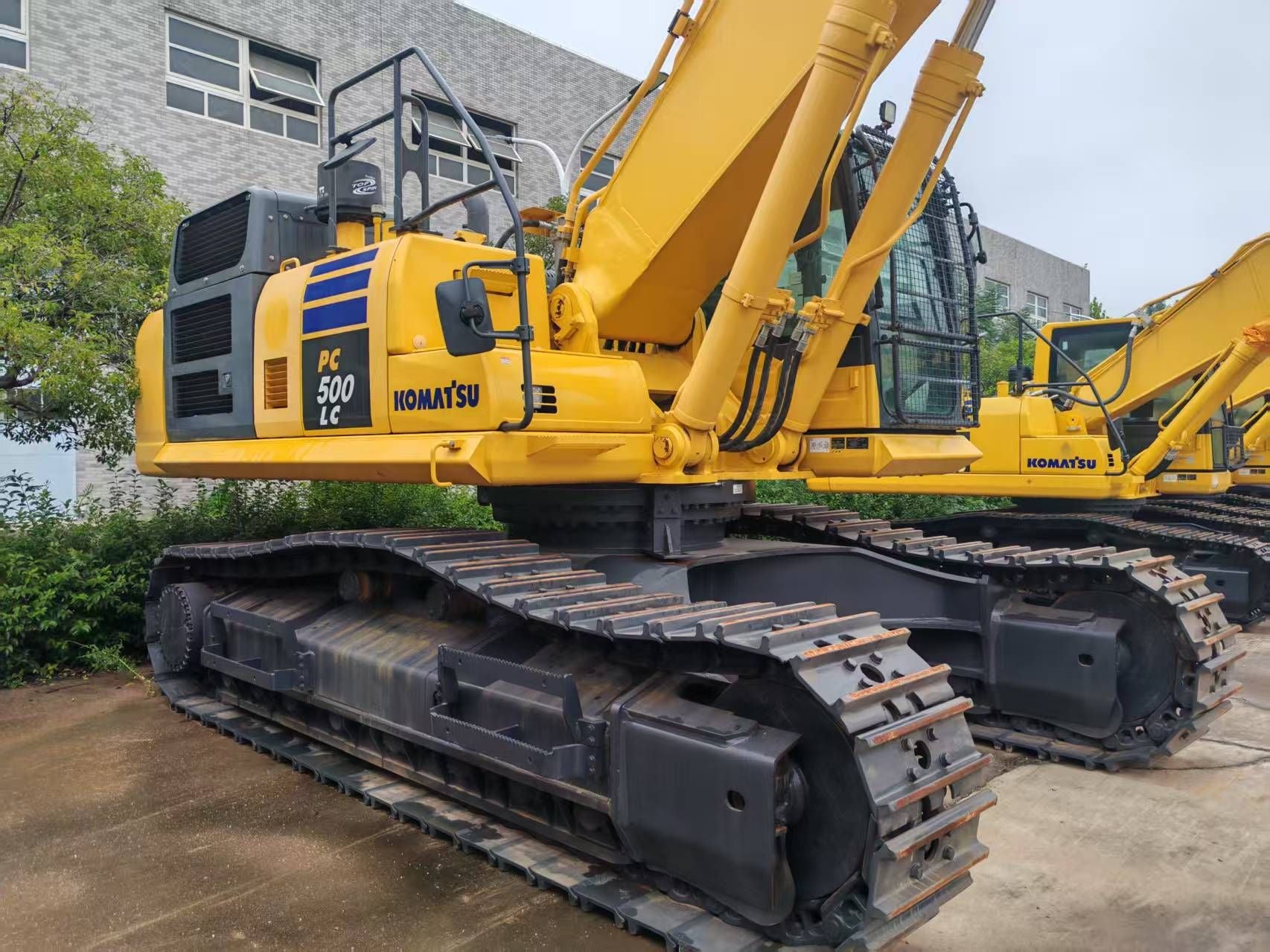Used Komatsu PC500LC-10 Excavator for Sale detail view