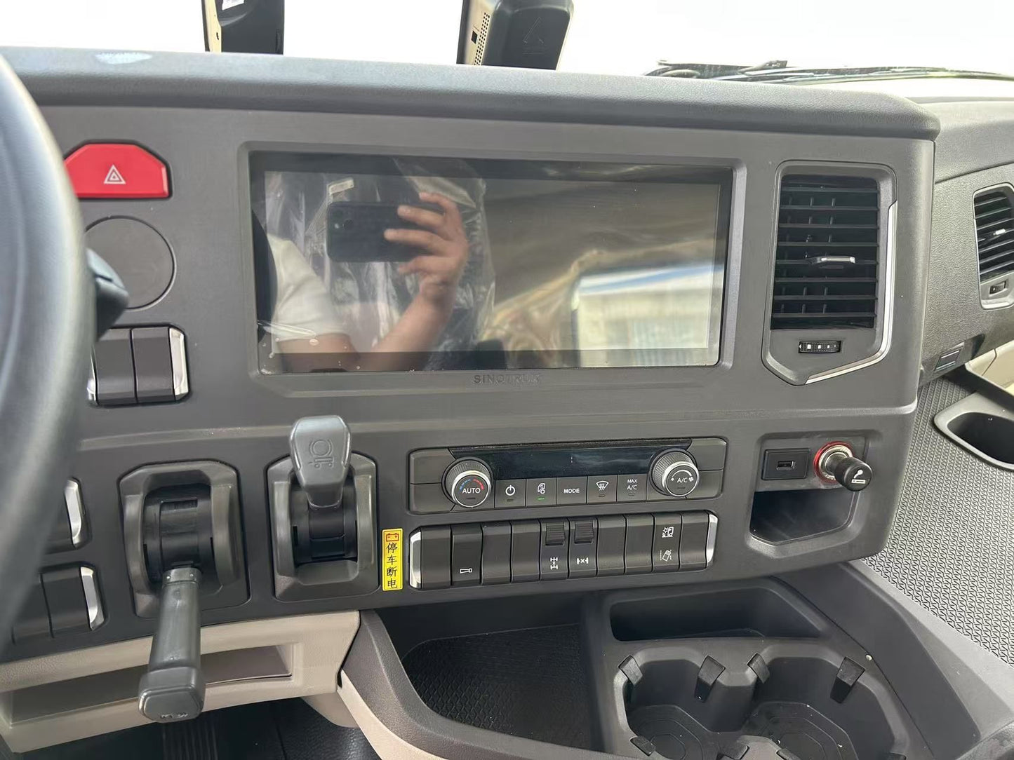 New Howo 500HP Truck Chassis for Sale detail view