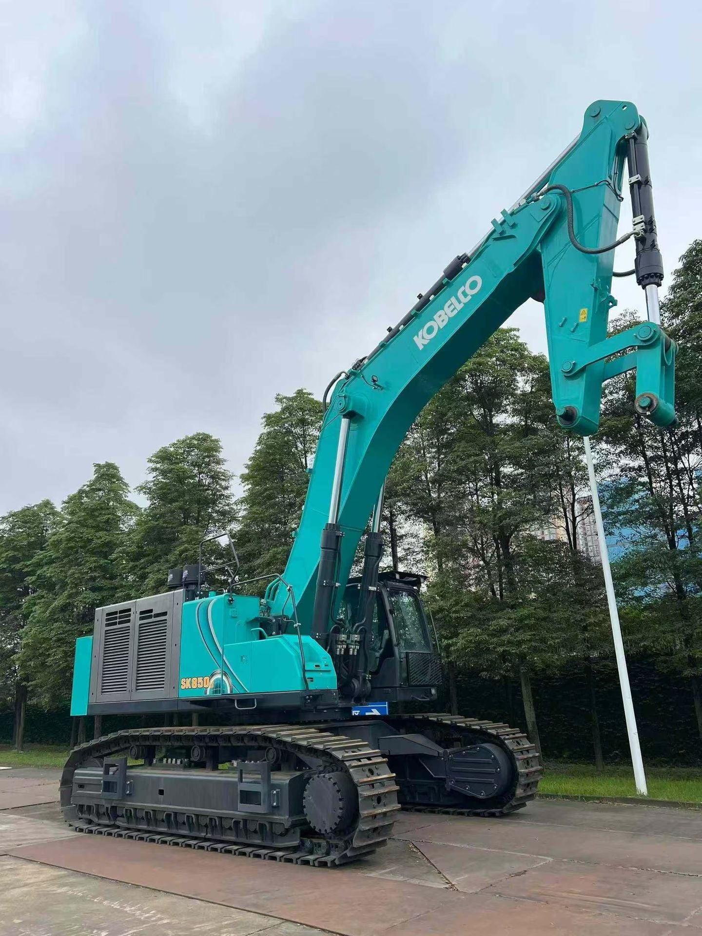 New Kobelco SK850LC-10 Excavator for Sale detail view