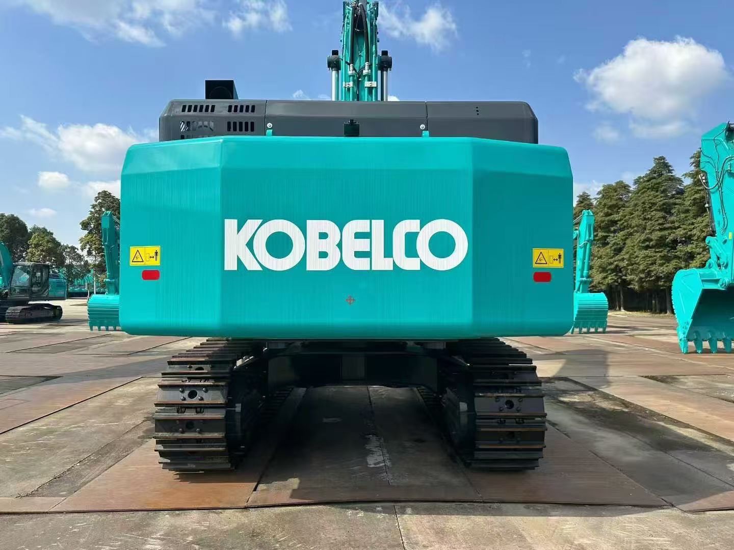 New Kobelco SK550XD-11E Excavator for Sale detail view