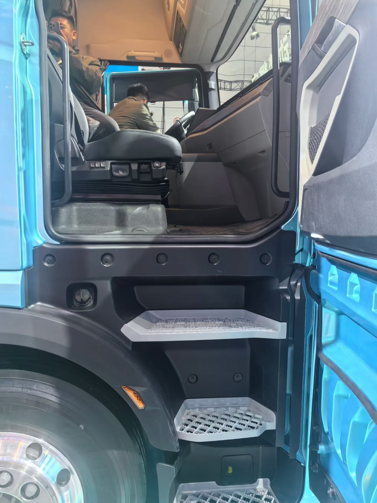New Sitrak 720HP Truck Chassis for Sale detail view