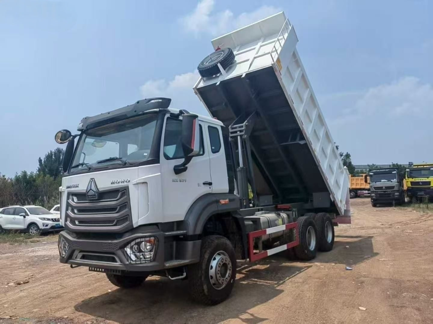 New Howo 371HP Dump Truck for Sale detail view