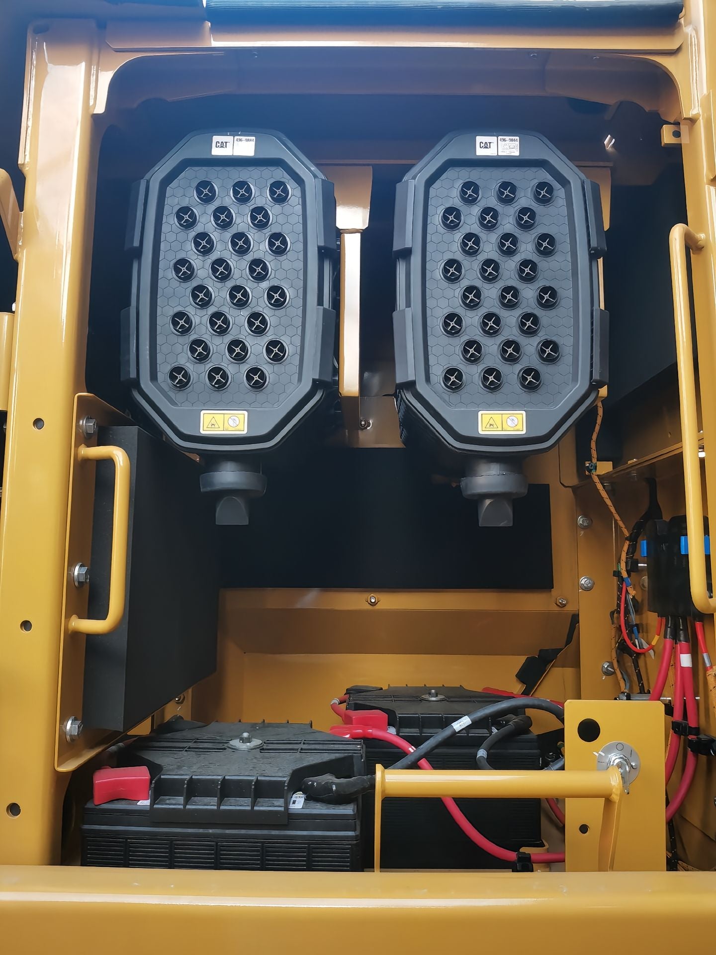 Used Caterpillar 352 Excavator for Sale detail view