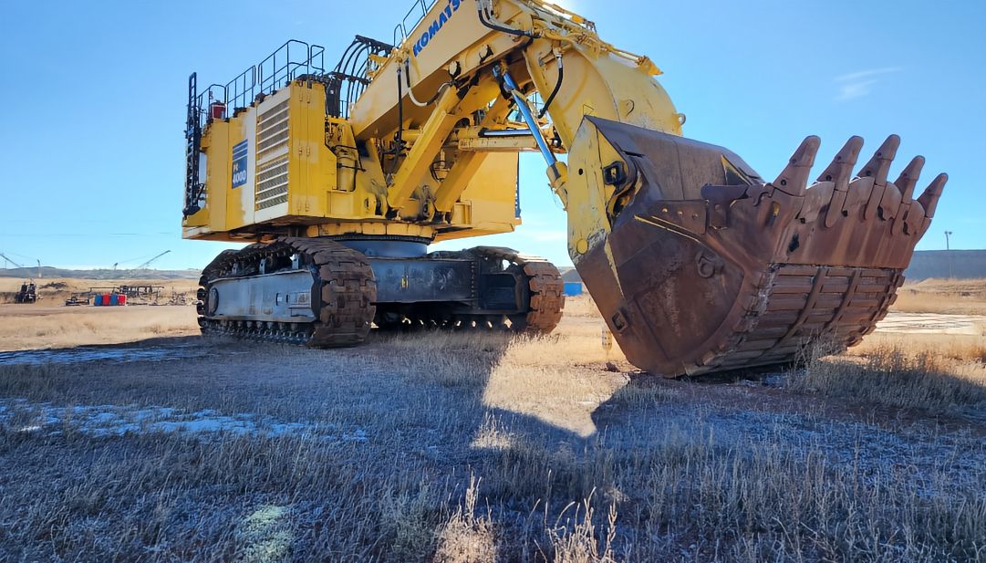 Used Komatsu PC4000 Excavator for Sale front view