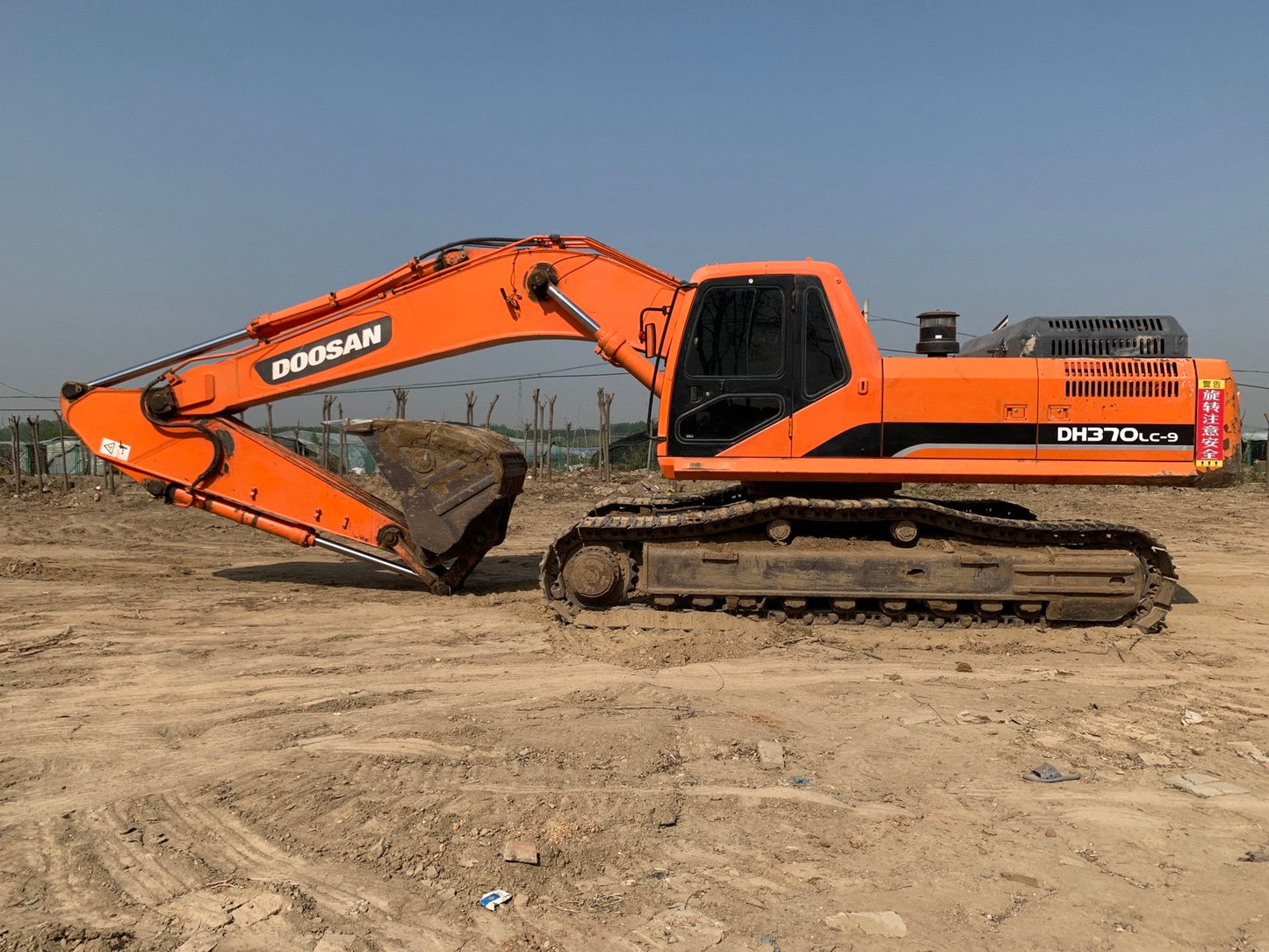 Used Doosan DH370LC-9 Excavator for Sale rear side view