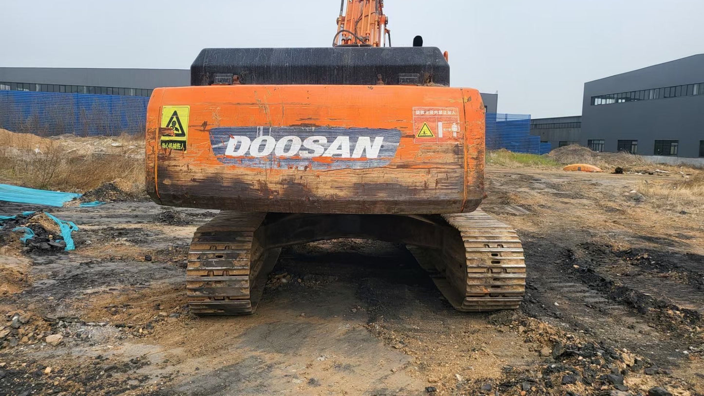 Used Doosan DH420LC-9 Excavator for Sale front view