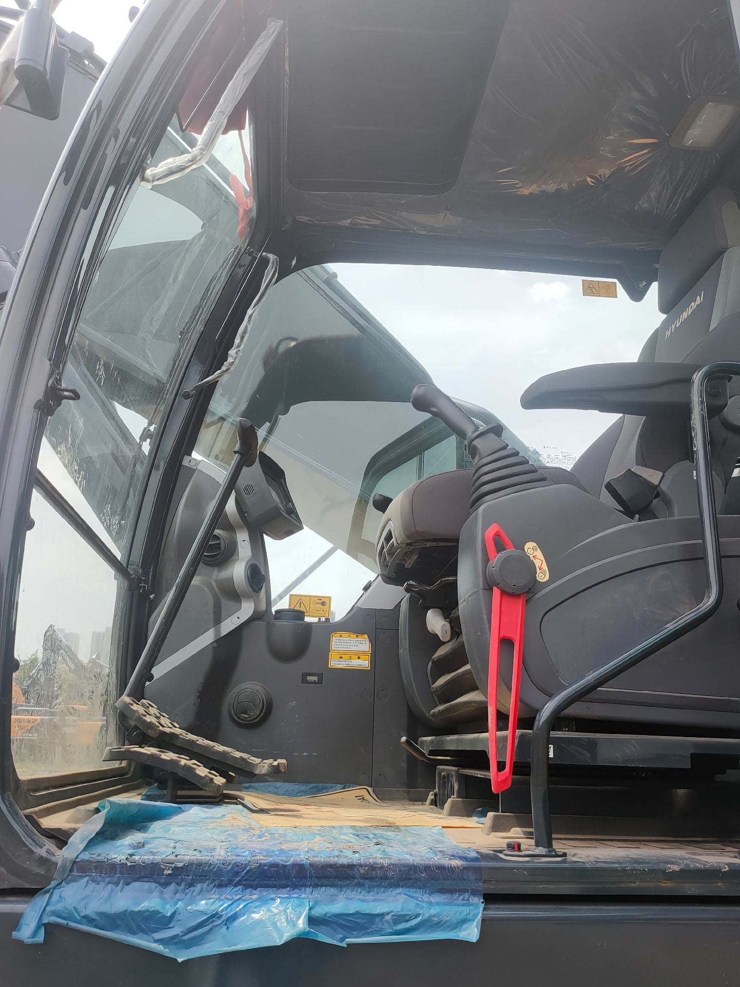 USED HYUNDAI R375LVS
