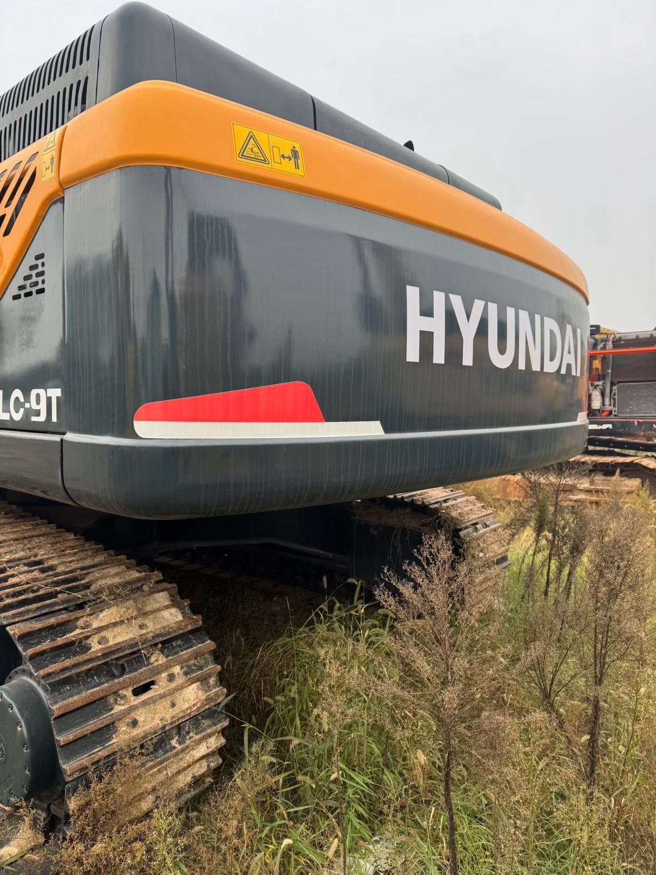 USED HYUNDAI R385LC-9T
