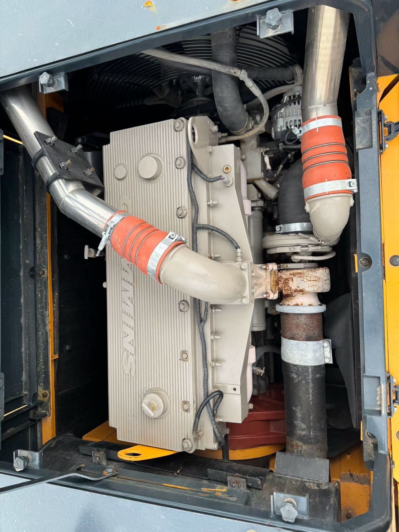 USED HYUNDAI R385LC-9T
