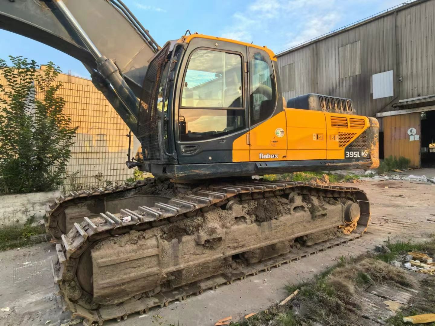 USED HYUNDAI R395LVS