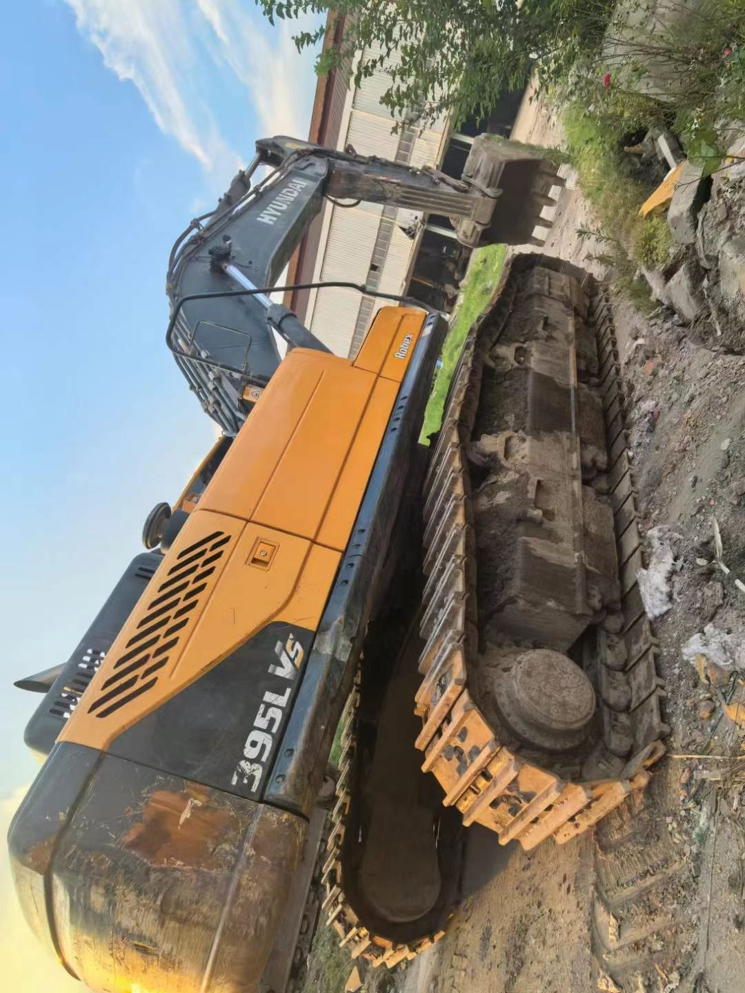 USED HYUNDAI R395LVS