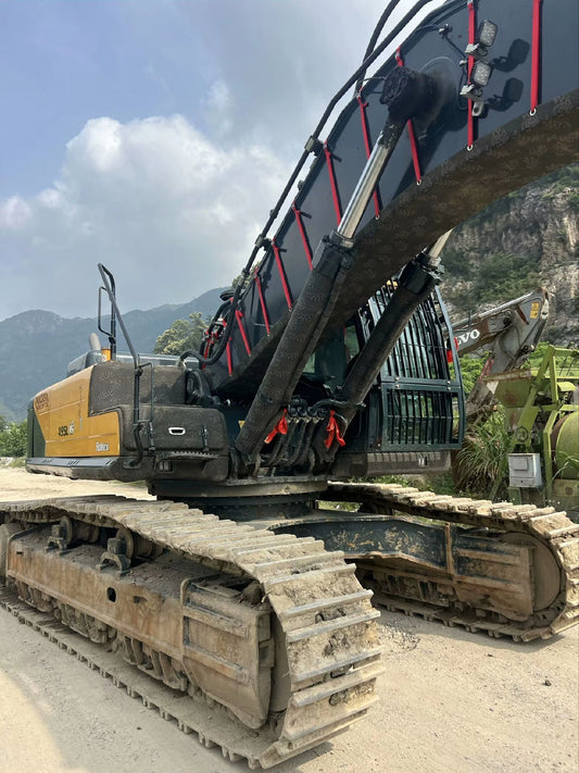 Used Hyundai R495LVS Excavator for Sale rear side view