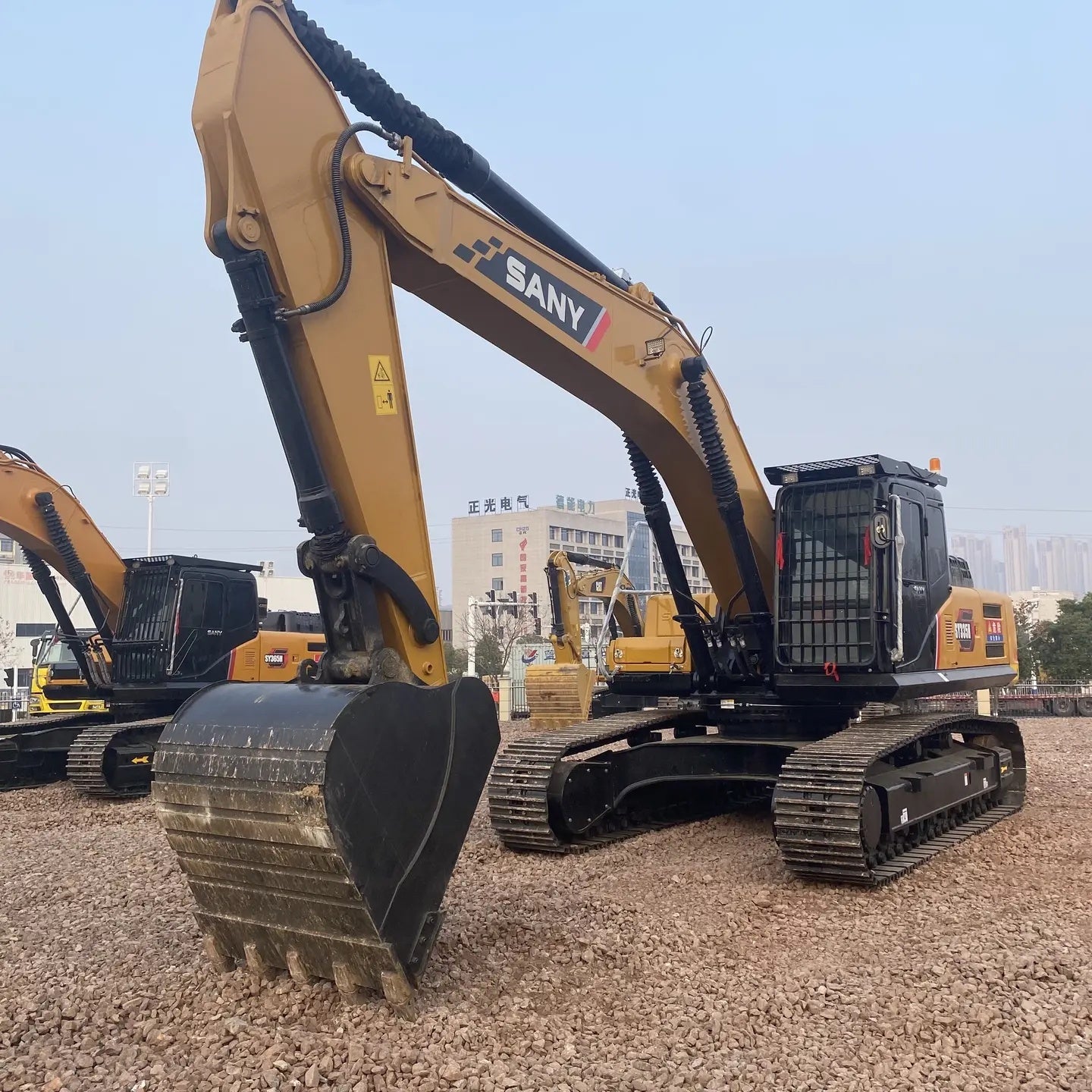 USED SANY 335H