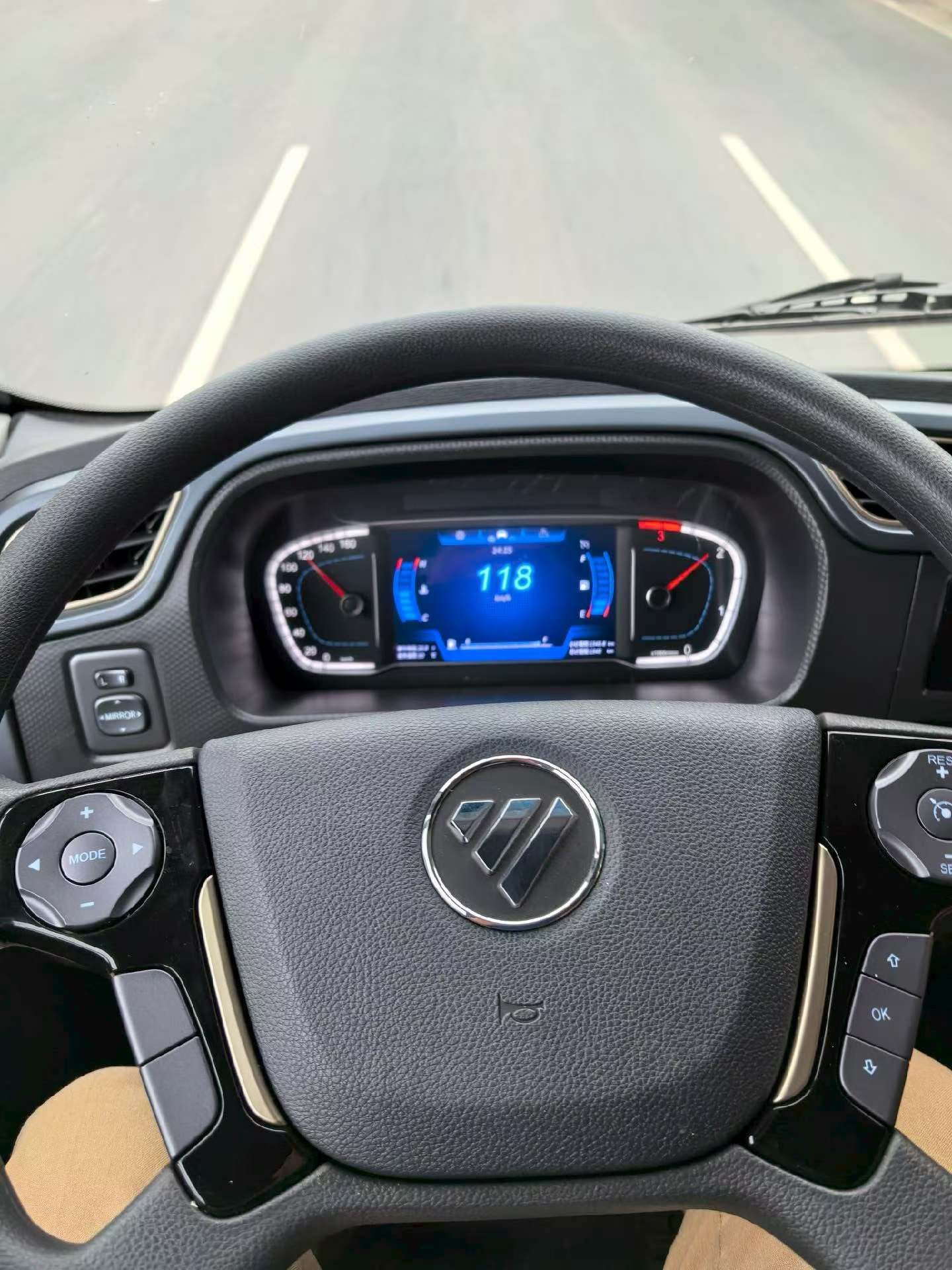 New Foton 280HP Van Truck for Sale detail view