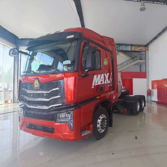 New Howo 560HP Truck Tractor for Sale side view