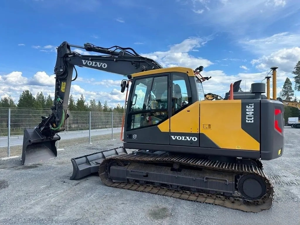 Used Volvo EC140EL Excavator for Sale rear side view