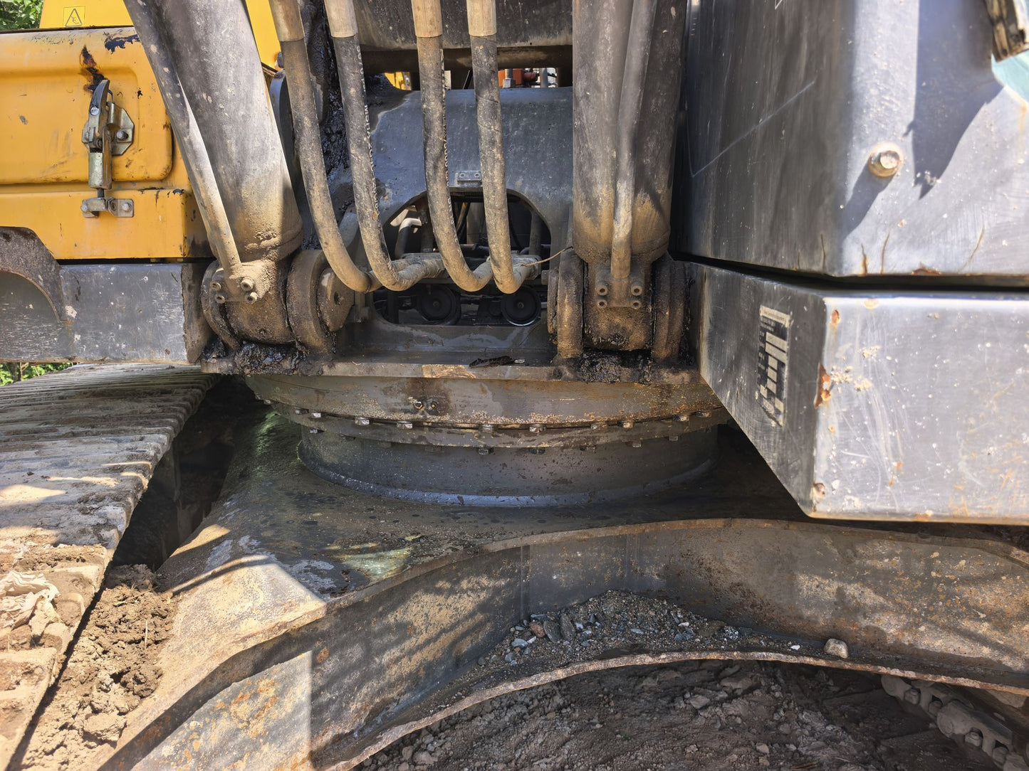 Used Volvo EC250 Excavator for Sale detail view