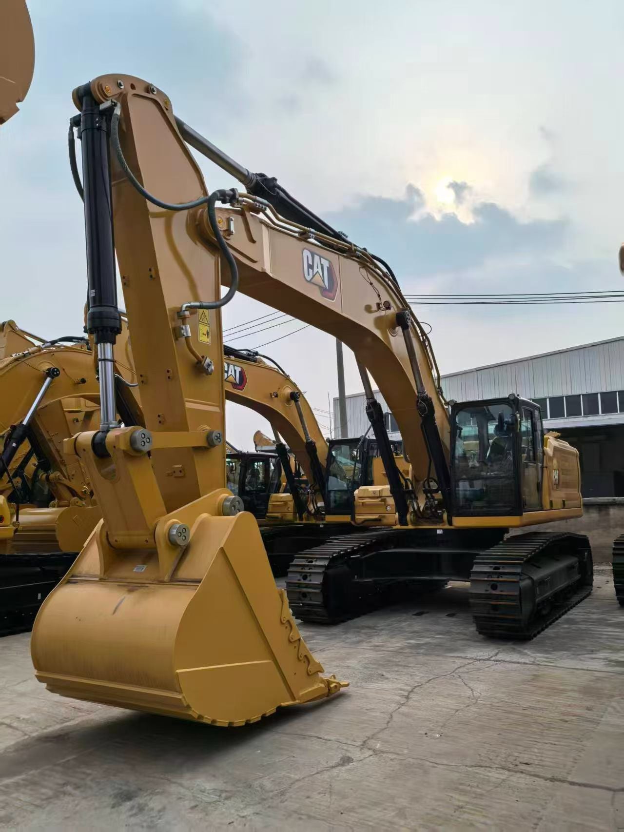 New Caterpillar 350 Excavator for Sale rear side view