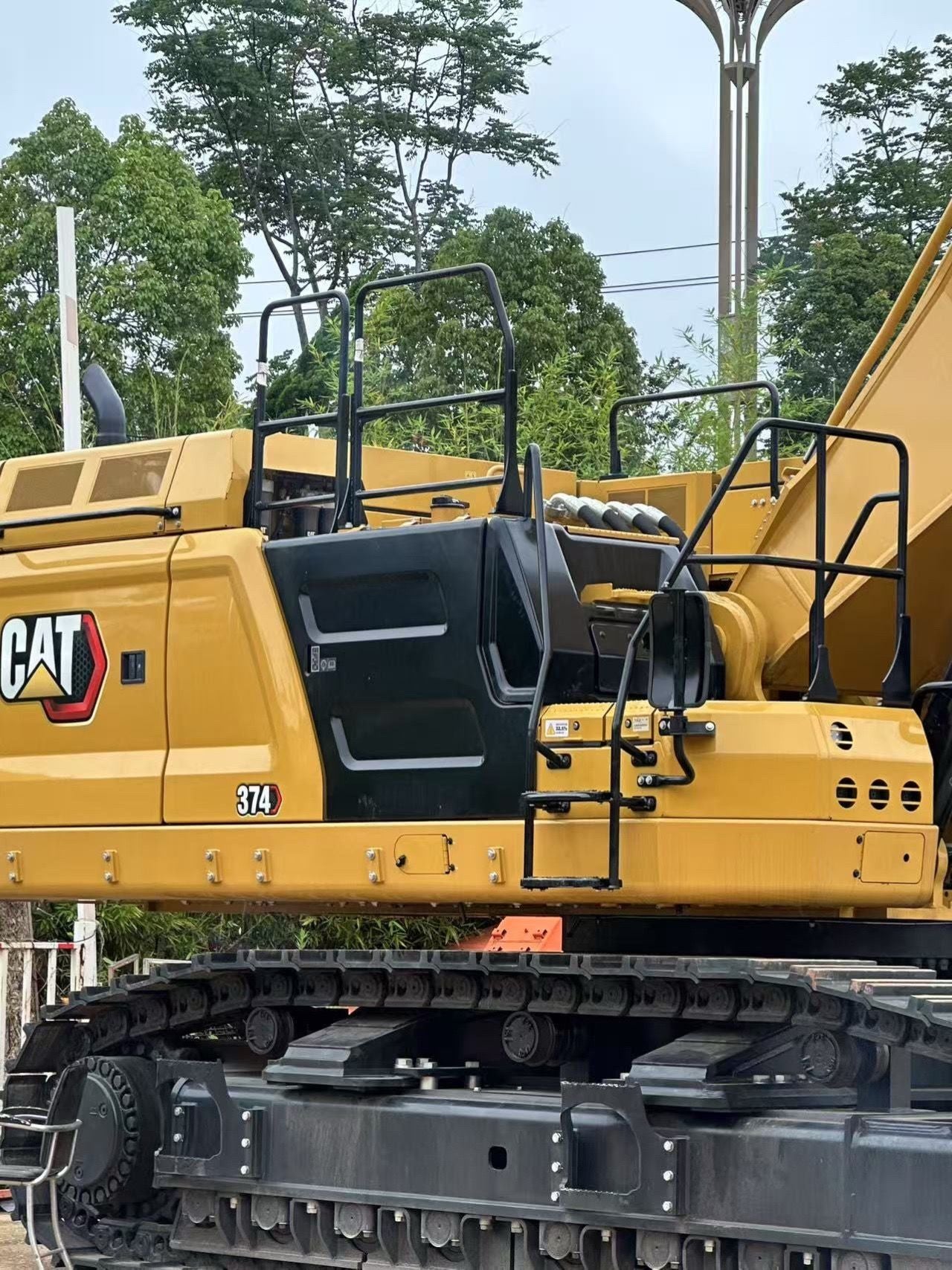 New Caterpillar 374 Excavator for Sale detail view