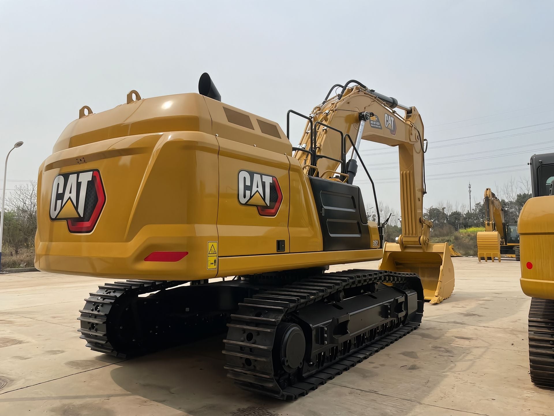 New Caterpillar 352 Excavator for Sale front view