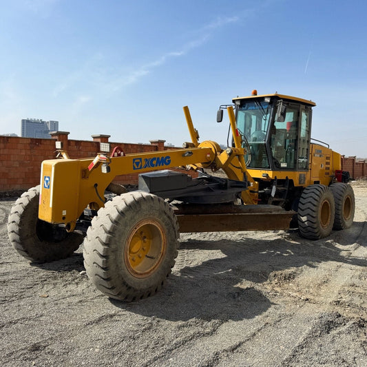 Used XCMG GR2403 Motor Grader for Sale side view