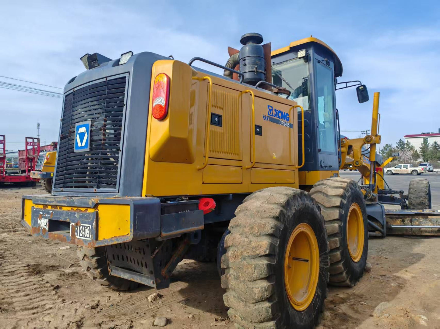 USED XCMG GR2405