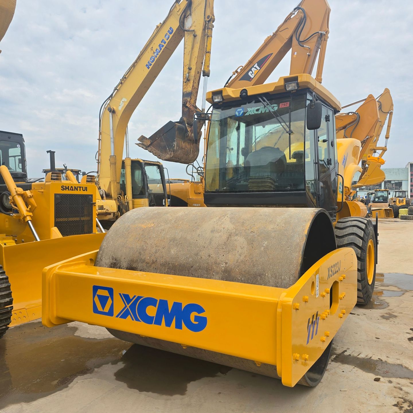 USED XCMG XS223J