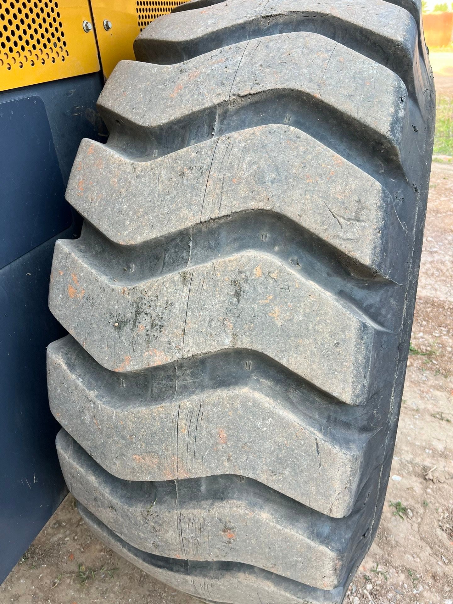 USED XCMG XS225H