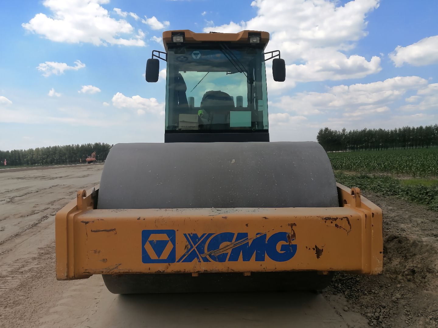 USED XCMG XS223JE