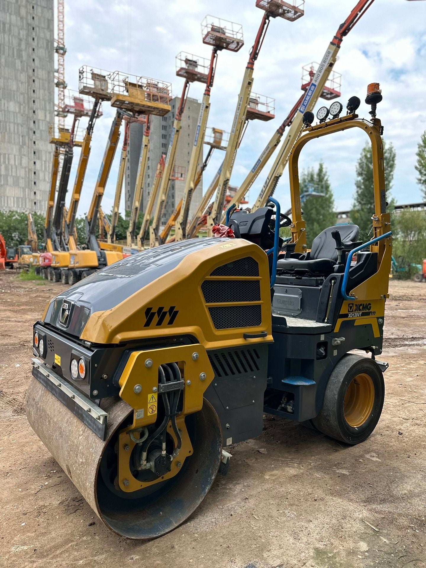 USED XCMG XD120VT