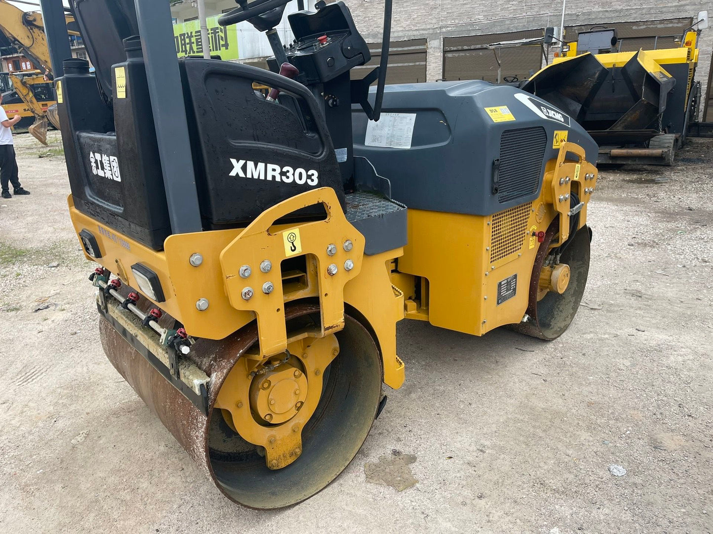 USED XCMG XMR303