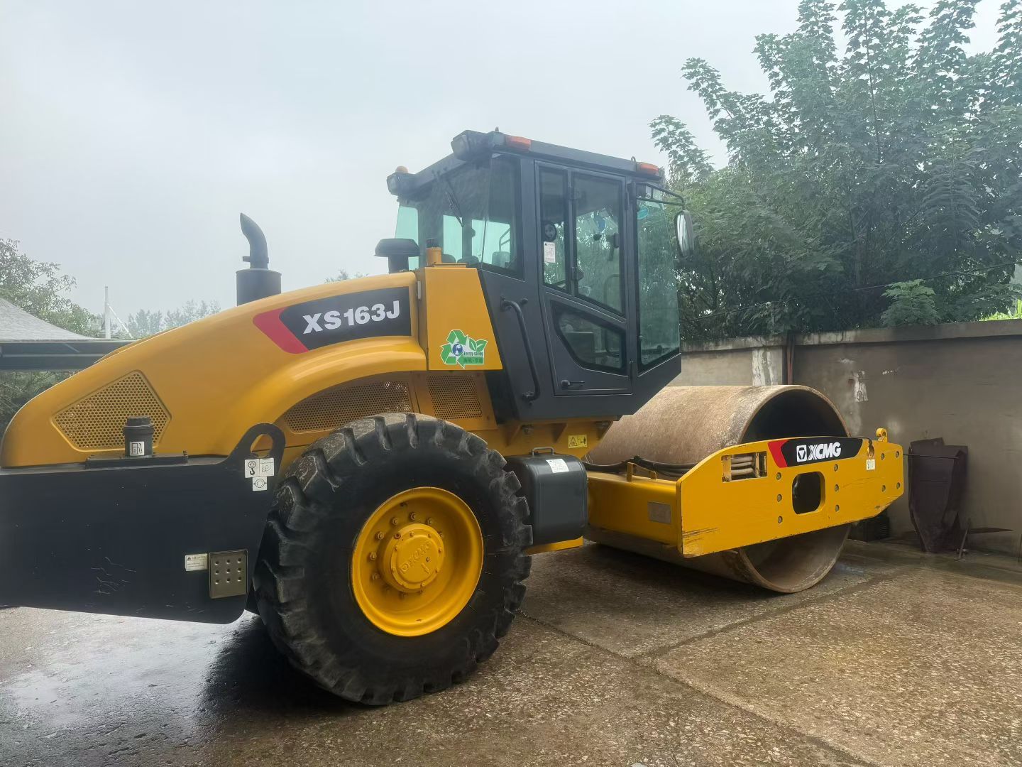 USED XCMG XS163J