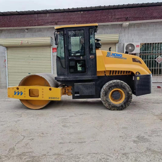 Used XCMG XS803J Road Roller for Sale side view