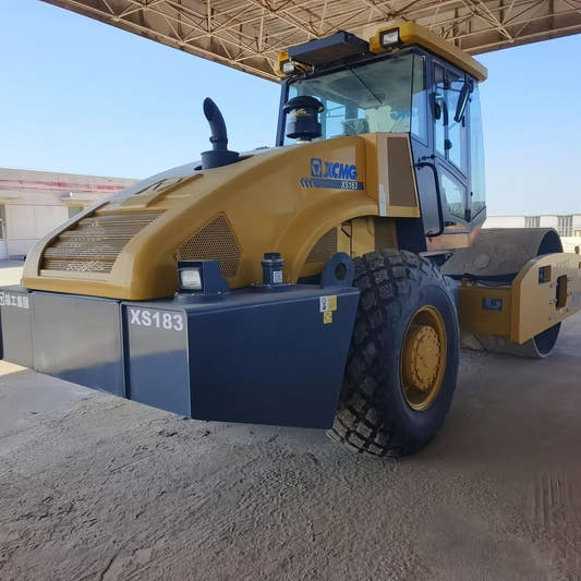 Used XCMG XS183 Road Roller for Sale rear side view