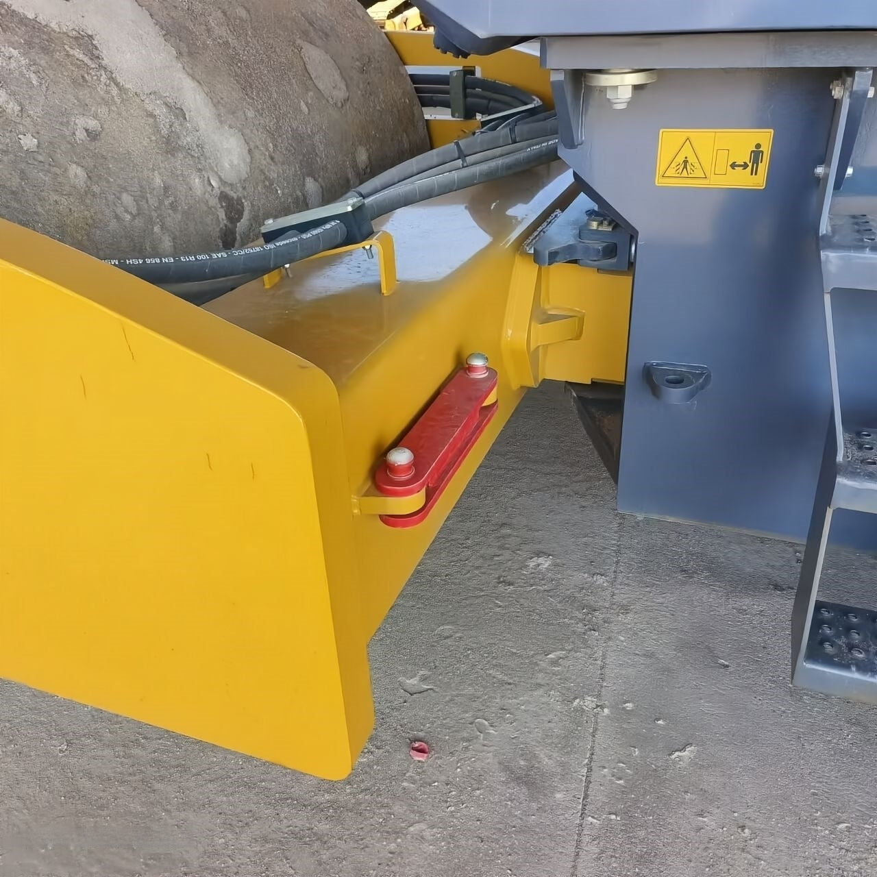 USED XCMG XS183