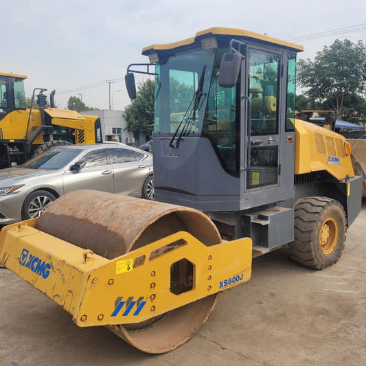 Used XCMG XS600J Road Roller for Sale rear side view