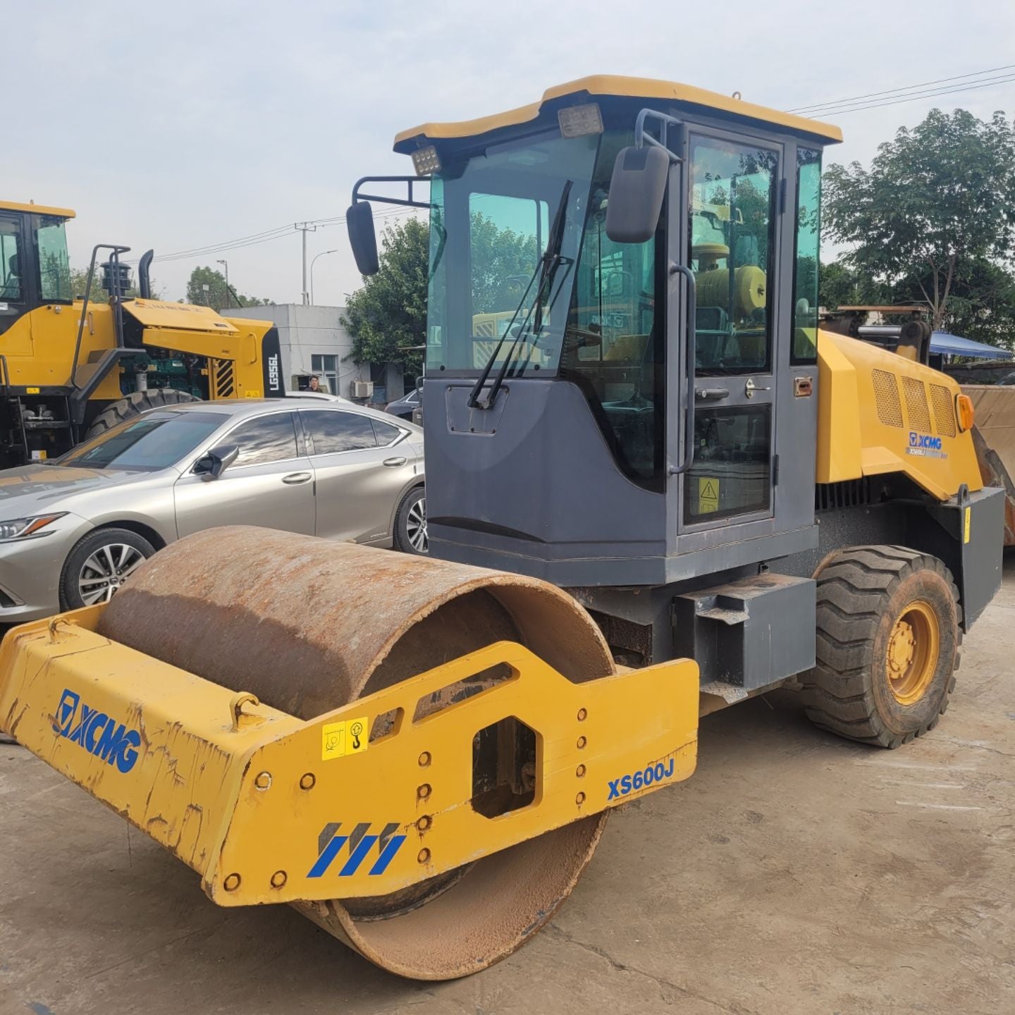 USED XCMG XS600J